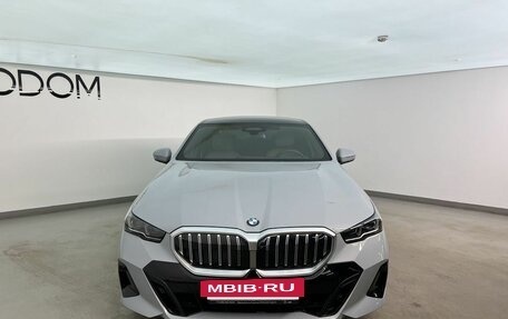 BMW 5 серия, 2025 год, 8 870 000 рублей, 3 фотография