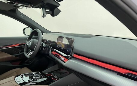 BMW 5 серия, 2025 год, 8 870 000 рублей, 14 фотография