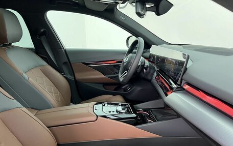 BMW 5 серия, 2025 год, 8 870 000 рублей, 13 фотография