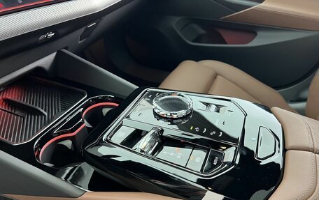 BMW 5 серия, 2025 год, 8 870 000 рублей, 16 фотография
