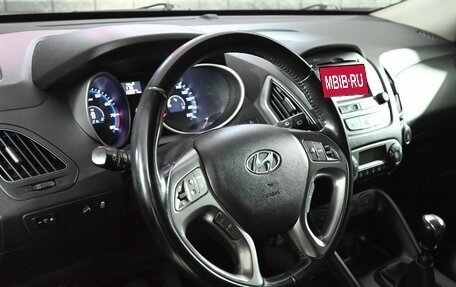 Hyundai ix35 I рестайлинг, 2014 год, 1 400 000 рублей, 11 фотография