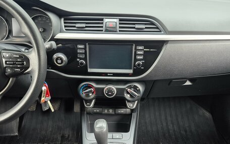 KIA Rio IV, 2017 год, 1 242 000 рублей, 12 фотография