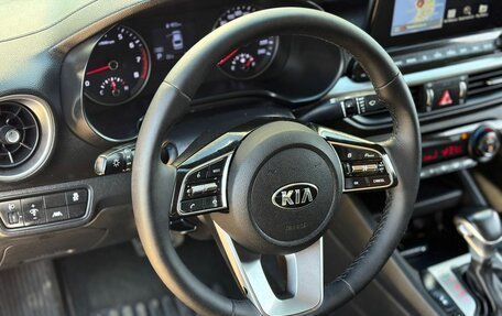 KIA K3, 2019 год, 1 799 000 рублей, 16 фотография