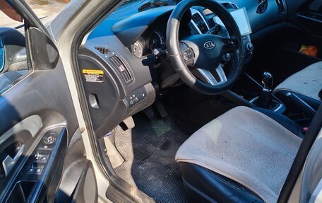 KIA cee'd I рестайлинг, 2010 год, 730 000 рублей, 2 фотография