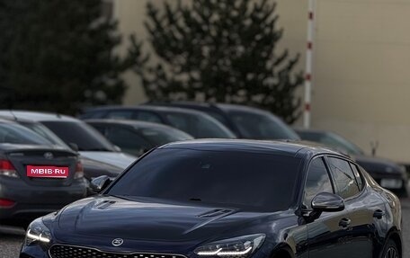 KIA Stinger I, 2018 год, 2 150 000 рублей, 1 фотография