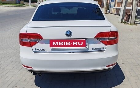 Skoda Superb III рестайлинг, 2013 год, 1 070 000 рублей, 4 фотография