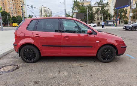 Volkswagen Polo IV рестайлинг, 2003 год, 455 000 рублей, 3 фотография