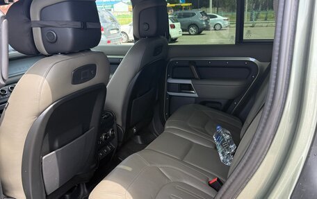 Land Rover Defender II, 2021 год, 8 500 000 рублей, 4 фотография