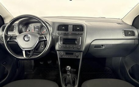 Volkswagen Polo VI (EU Market), 2016 год, 820 000 рублей, 13 фотография