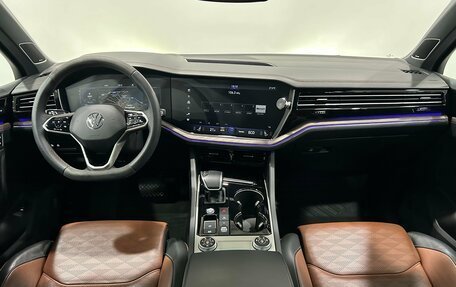 Volkswagen Touareg III, 2021 год, 5 890 000 рублей, 9 фотография