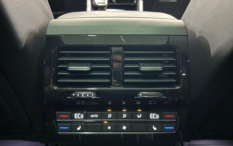 Volkswagen Touareg III, 2021 год, 5 890 000 рублей, 23 фотография