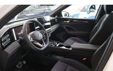 Volkswagen Tiguan, 2026 год, 4 949 000 рублей, 9 фотография