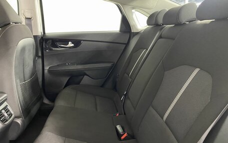 KIA Cerato IV, 2020 год, 1 940 000 рублей, 14 фотография