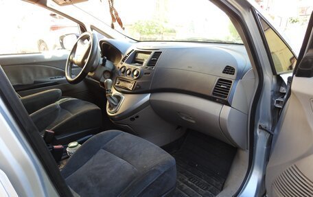 Mitsubishi Grandis, 2004 год, 590 000 рублей, 13 фотография