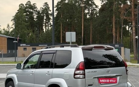 Toyota Land Cruiser Prado 120 рестайлинг, 2006 год, 1 950 000 рублей, 5 фотография