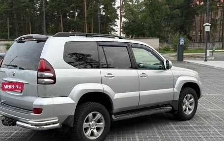 Toyota Land Cruiser Prado 120 рестайлинг, 2006 год, 1 950 000 рублей, 8 фотография