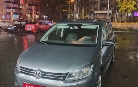 Volkswagen Touran III, 2013 год, 800 000 рублей, 7 фотография