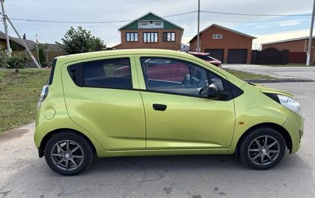 Chevrolet Spark III, 2011 год, 450 000 рублей, 3 фотография