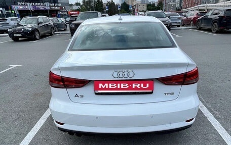 Audi A3, 2018 год, 2 120 000 рублей, 13 фотография