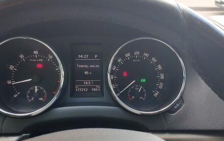 Skoda Yeti I рестайлинг, 2014 год, 1 750 000 рублей, 32 фотография