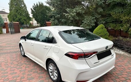 Toyota Corolla, 2022 год, 1 700 000 рублей, 4 фотография