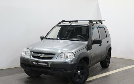 Chevrolet Niva I рестайлинг, 2015 год, 592 000 рублей, 1 фотография