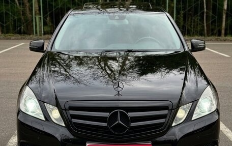 Mercedes-Benz E-Класс, 2011 год, 1 750 000 рублей, 1 фотография