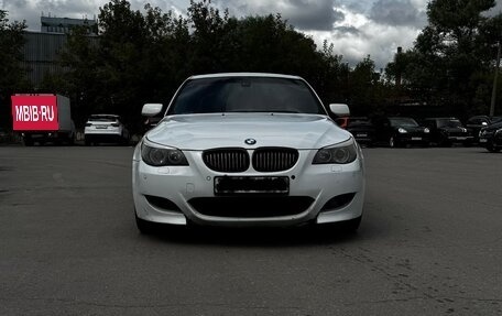 BMW 5 серия, 2005 год, 700 000 рублей, 1 фотография