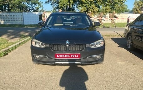 BMW 3 серия, 2012 год, 1 950 000 рублей, 1 фотография
