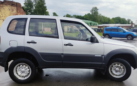 Chevrolet Niva I рестайлинг, 2011 год, 350 000 рублей, 7 фотография