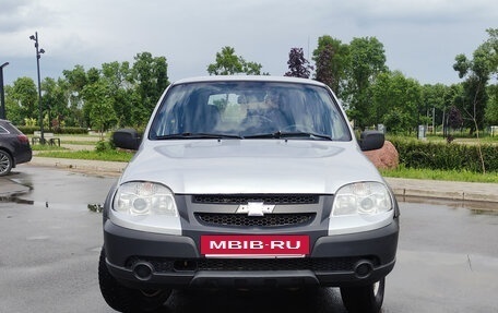 Chevrolet Niva I рестайлинг, 2011 год, 350 000 рублей, 2 фотография