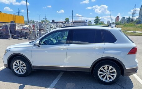 Volkswagen Tiguan II, 2021 год, 2 770 000 рублей, 3 фотография