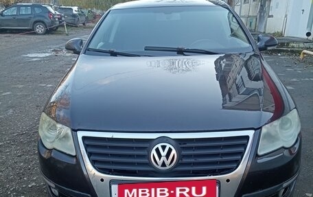 Volkswagen Passat B6, 2008 год, 720 000 рублей, 2 фотография