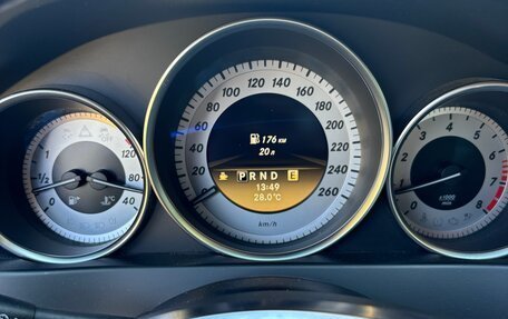 Mercedes-Benz C-Класс, 2011 год, 1 500 000 рублей, 6 фотография