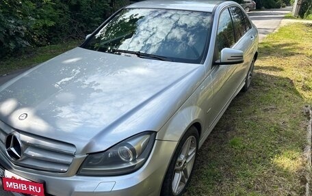 Mercedes-Benz C-Класс, 2011 год, 1 500 000 рублей, 2 фотография