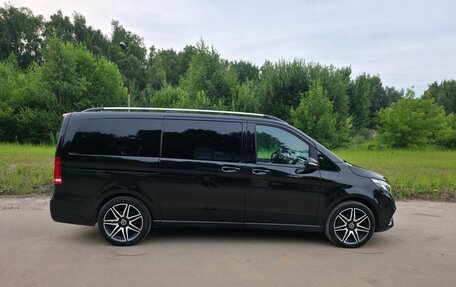 Mercedes-Benz V-Класс, 2018 год, 4 650 000 рублей, 4 фотография