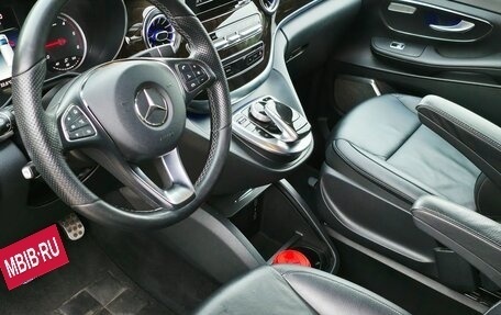 Mercedes-Benz V-Класс, 2018 год, 4 650 000 рублей, 16 фотография