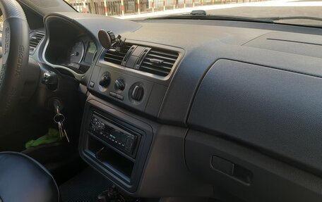 Skoda Fabia II, 2011 год, 610 000 рублей, 9 фотография