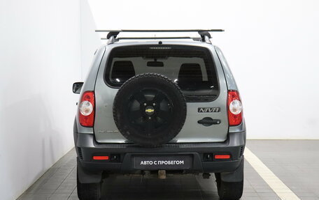 Chevrolet Niva I рестайлинг, 2015 год, 592 000 рублей, 4 фотография