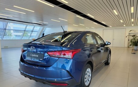 Hyundai Solaris II рестайлинг, 2022 год, 1 699 000 рублей, 2 фотография