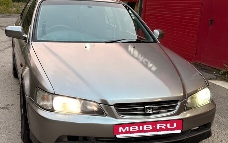 Honda Accord VII рестайлинг, 1999 год, 290 000 рублей, 3 фотография