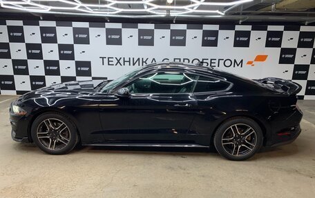 Ford Mustang VI рестайлинг, 2021 год, 3 400 000 рублей, 5 фотография