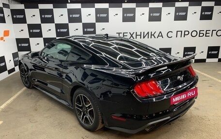 Ford Mustang VI рестайлинг, 2021 год, 3 400 000 рублей, 7 фотография