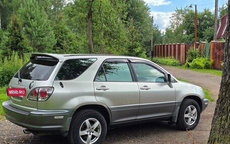 Lexus RX IV рестайлинг, 2000 год, 670 000 рублей, 5 фотография
