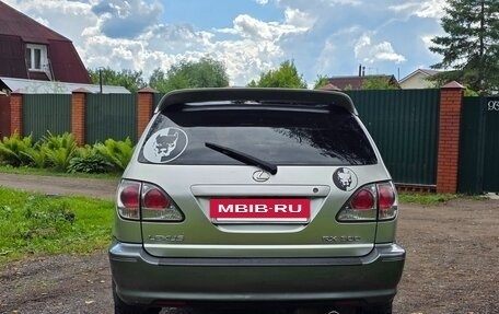 Lexus RX IV рестайлинг, 2000 год, 670 000 рублей, 4 фотография