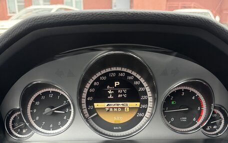 Mercedes-Benz E-Класс, 2011 год, 1 750 000 рублей, 10 фотография