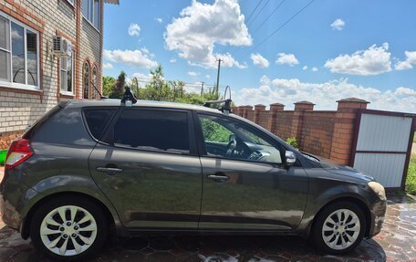 KIA cee'd I рестайлинг, 2011 год, 630 000 рублей, 2 фотография
