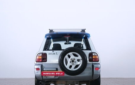 Toyota RAV4, 1998 год, 499 000 рублей, 6 фотография