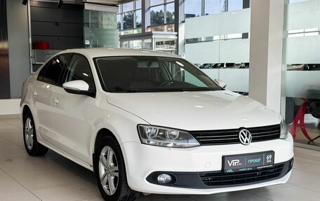 Volkswagen Jetta VI, 2013 год, 1 175 000 рублей, 3 фотография
