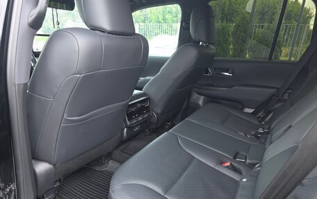 Toyota Land Cruiser, 2025 год, 15 200 000 рублей, 10 фотография